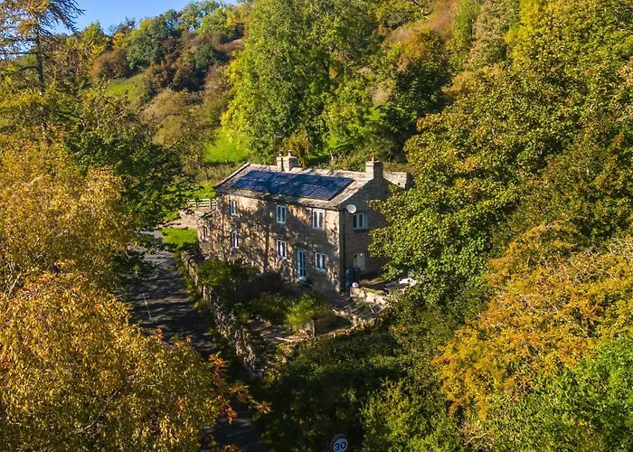 Peep-O-Day-Stylish 4Bedroom Cottage With Dale View
